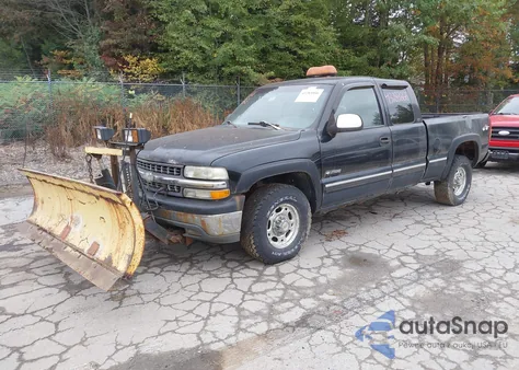 1999 Chevrolet Silverado 2500 Lt from USA, damaged, VIN 1GCGK29U2XE150683